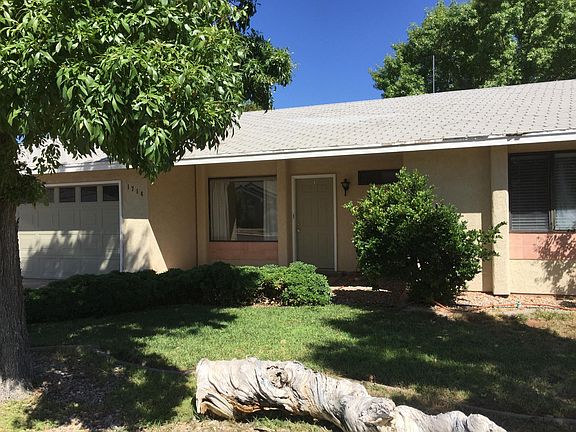 2nd image of 1714 Southhill Dr