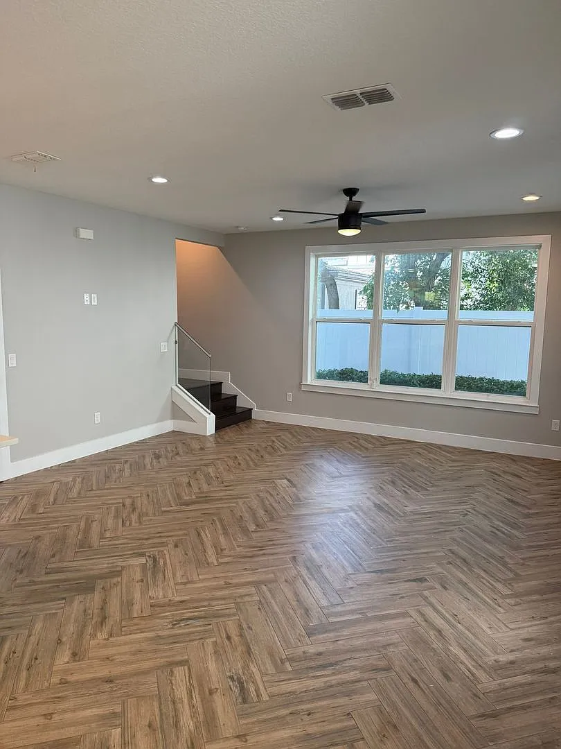 3 bed, 3.5 bath, 2063 sqft, $3,599 — Photo 3