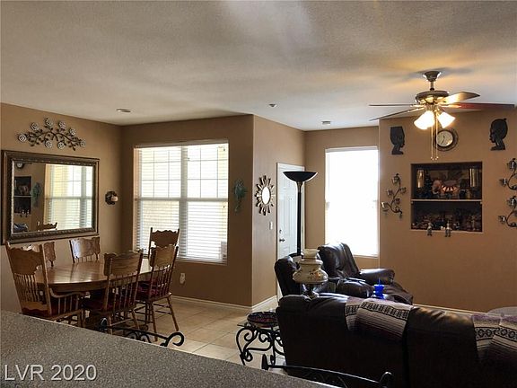 4th image of 5855 Valley Dr Unit 1015
