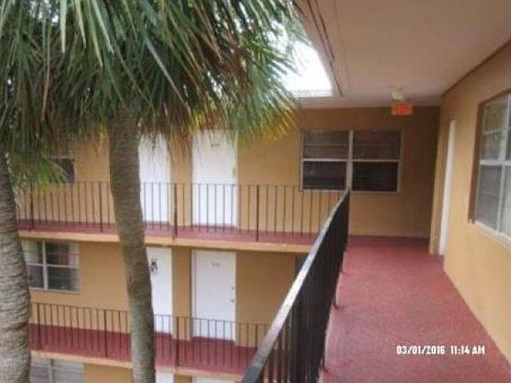 2nd image of 1330 W 54th St APT 313C