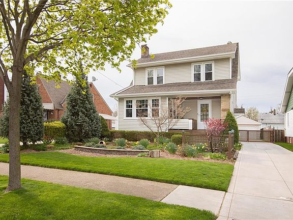 3rd image of 17505 Elsienna Ave