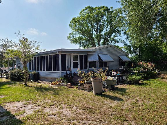 4th image of 10923 Whispering Oaks Cir