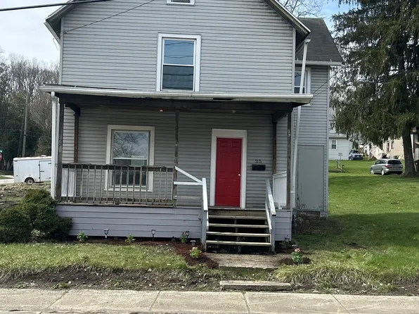 25 Clarksville St, Greenville, PA 16125