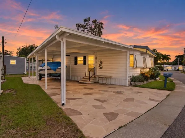 70 SCHOONER DRIVE #70, PALM HARBOR, FL 34683