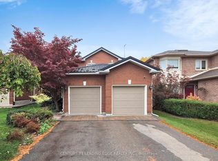 851 Hilton Blvd, Newmarket, ON L3X 2H7