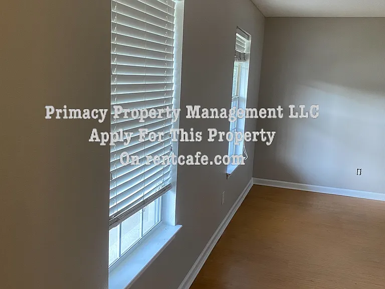 554 Robins Egg Dr — Photo 2