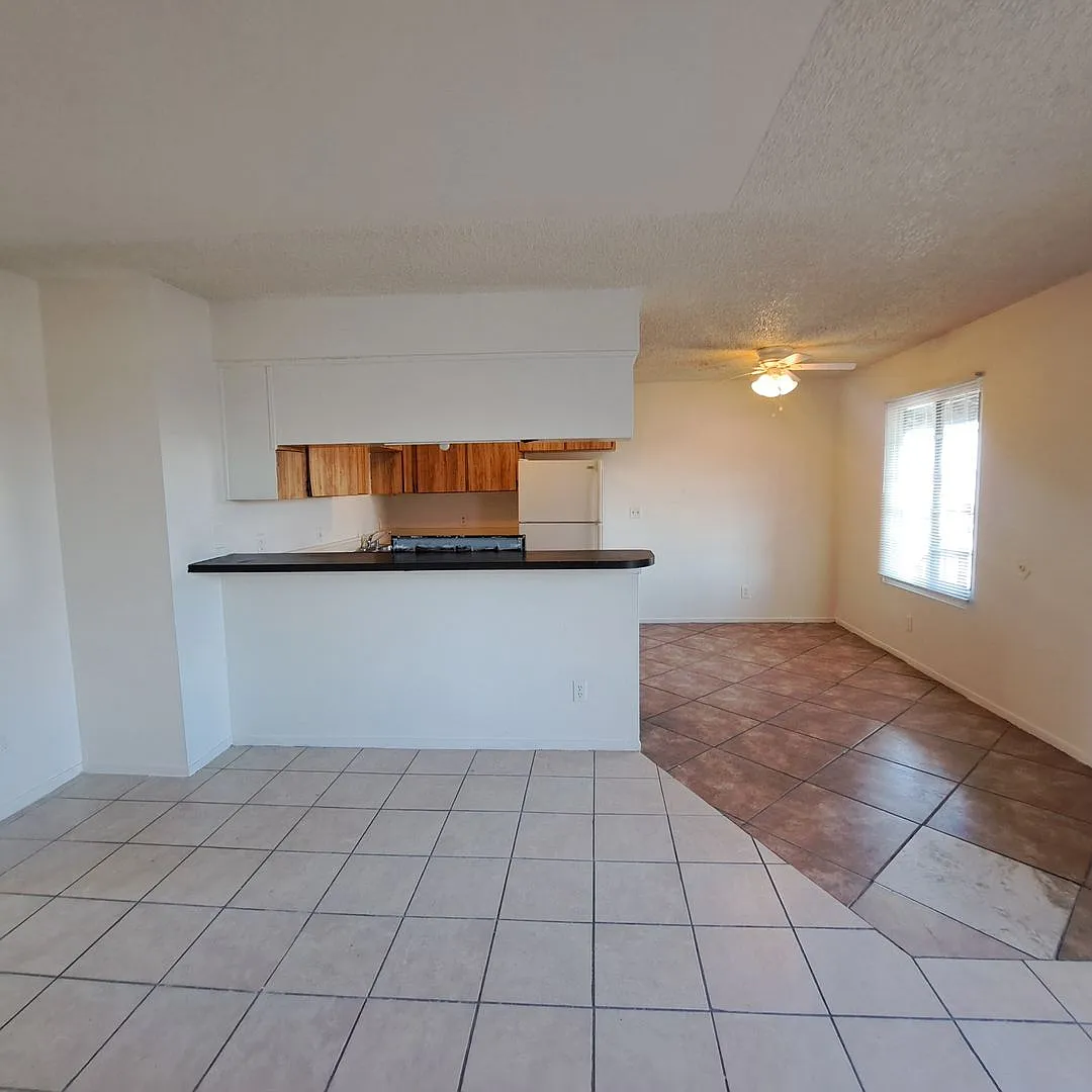 6975 Dunsbach Way — Photo 4
