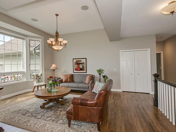 5th image of 3030 Carey Heights Dr