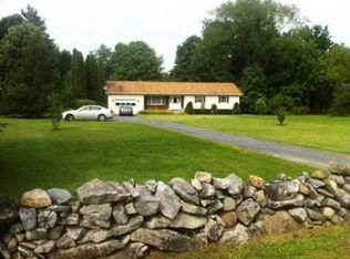 950 Vaughn Rd, Hudson Falls, NY 12839