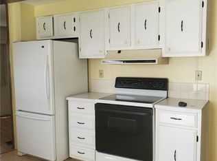 8 Chateau Way, Naples, FL 34112