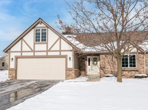 18730 Estate CIRCLE #A, Brookfield, WI 53045