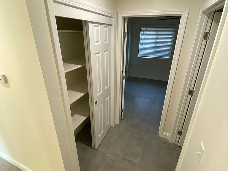 1134 1140 Chinowth 4030 #4036 — Photo 13