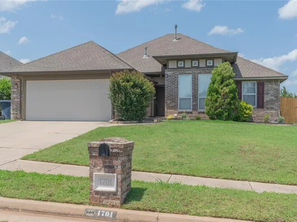 1701 NW 162nd Cir, Edmond, OK 73013