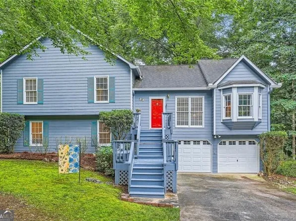 2715 Braemore Gln, Powder Springs, GA 30127