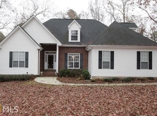 2120 Woodlake Blvd, Monroe, GA 30655