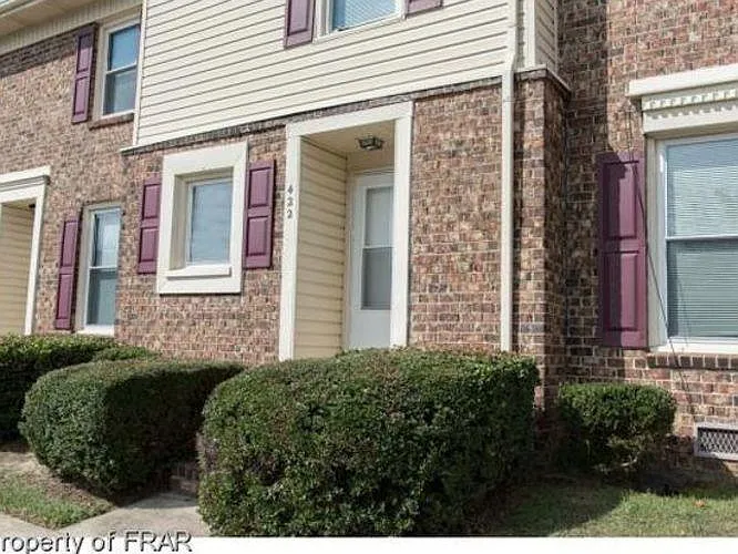 422 Kirkcaldy Ct #422 — Photo 1
