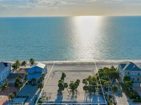 27030 Hickory BLVD, BONITA SPRINGS, FL 34134