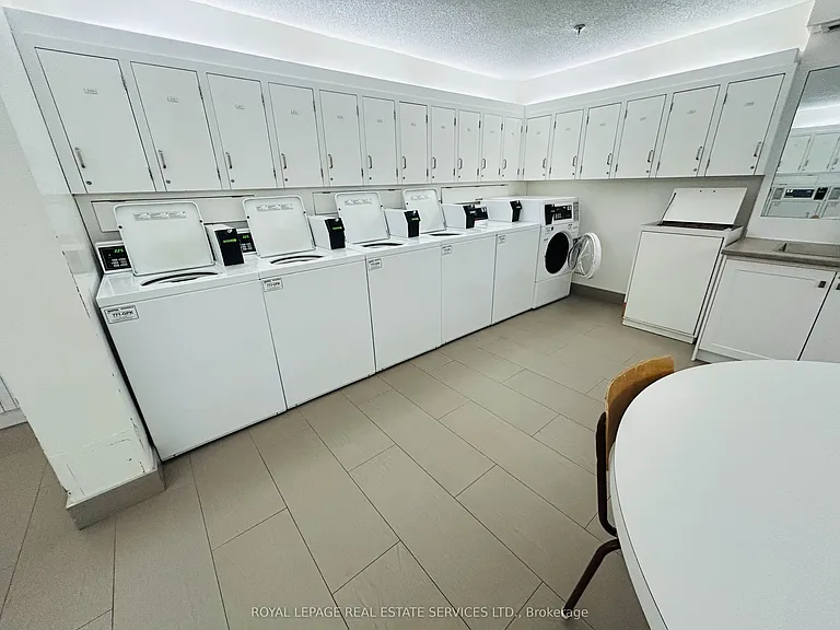 101 Millside Dr #408 — Photo 20