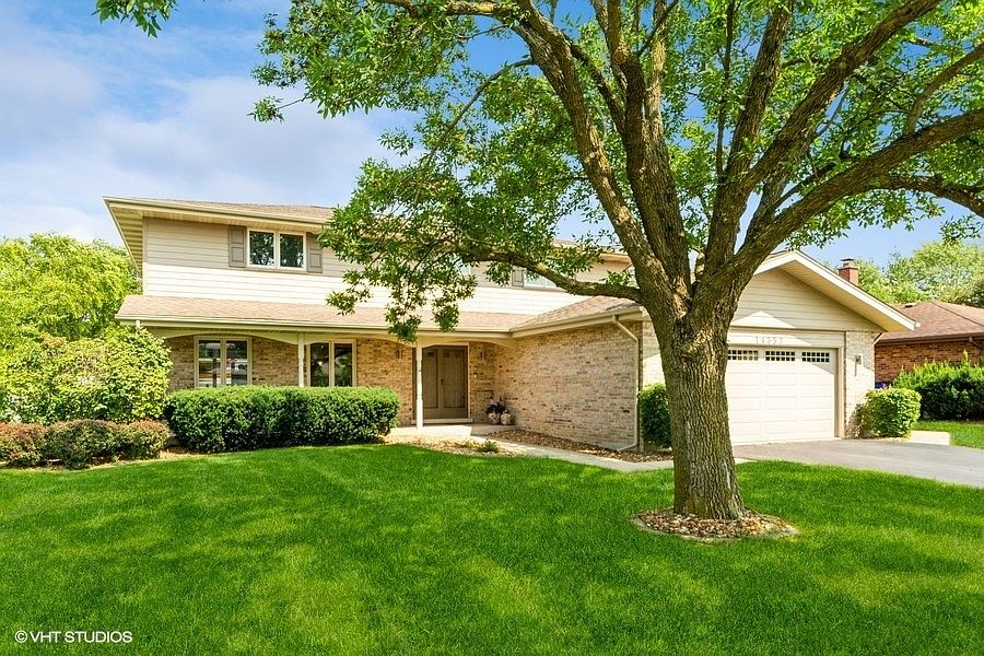 1st image of 14353 Pinewood Dr