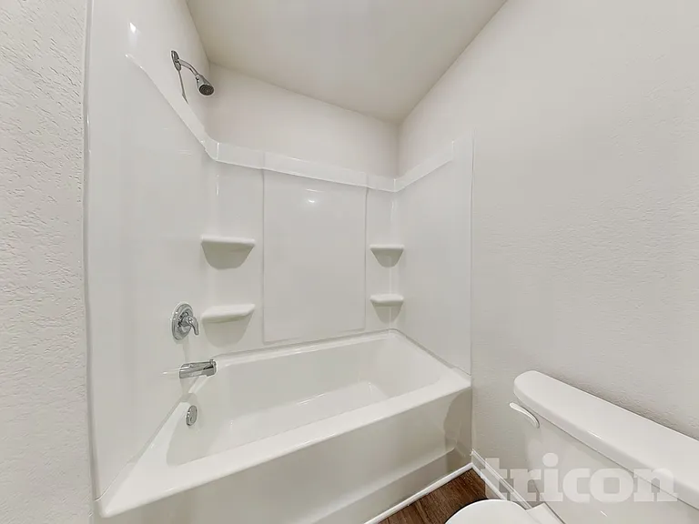 1251 Fendt Dr — Photo 15