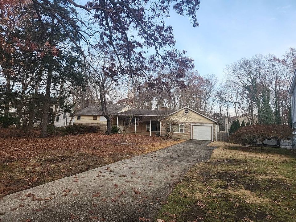 255 Lawrence Rd, Kings Park, NY 11754 Zillow
