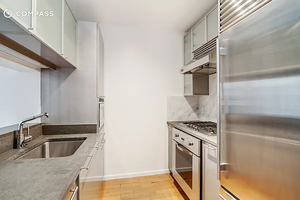 Sold by Compass | media 1