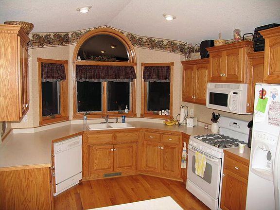 2nd image of 37283 Heritage Way