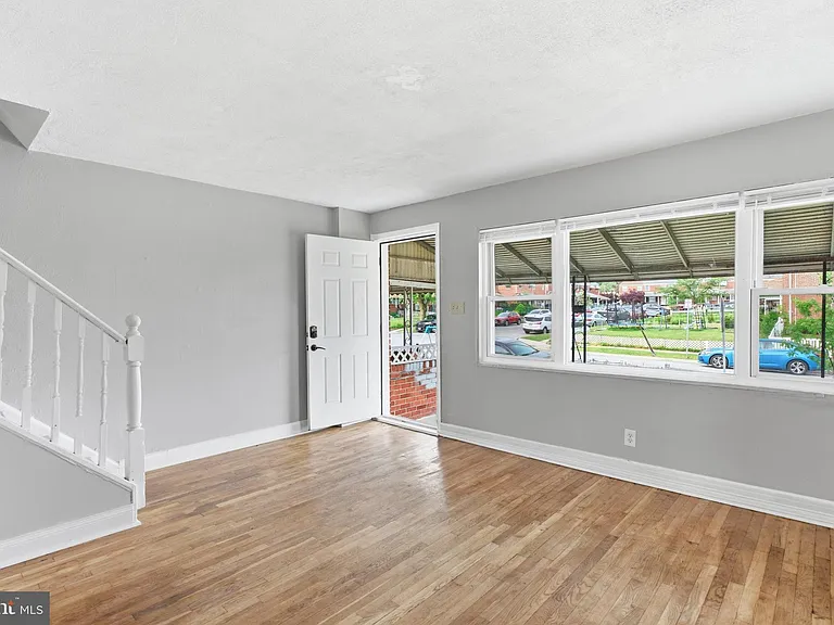 849 Loalan Ave — Photo 7
