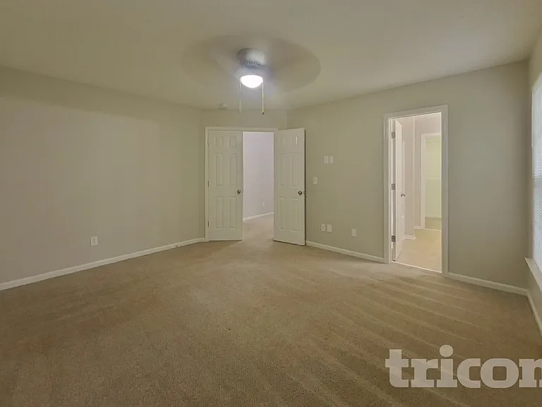 7145 Streator Ct — Photo 11