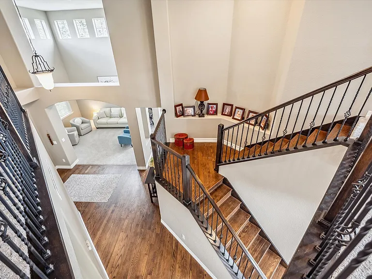 5984 W Hoover Ave — Photo 11