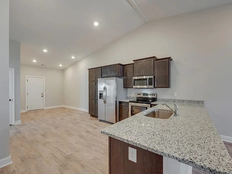 Allen Ridge Townhomes — Photo 4