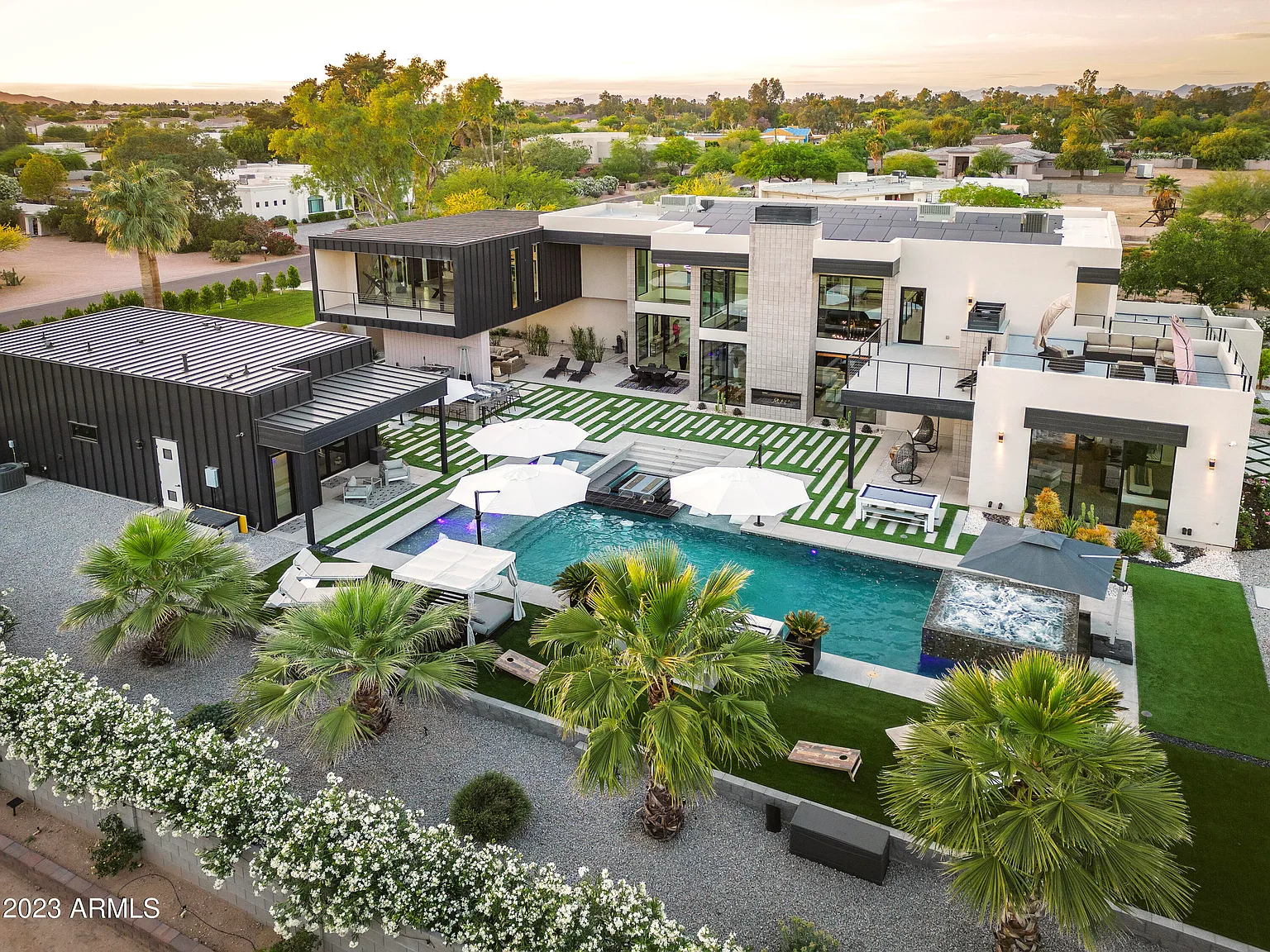 6 bed, 6623 sqft, $60,000 — Photo 1