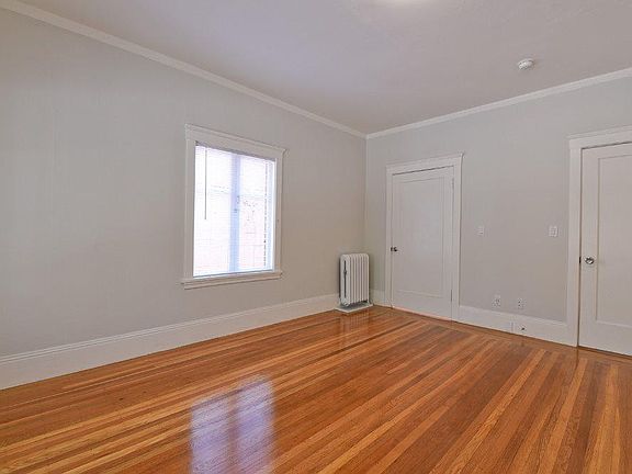 5th image of 378 Grand Ave #58209fd08