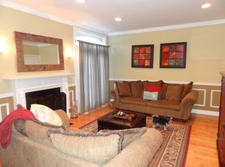 401 Cambridge Cmns, Middletown, CT 06457