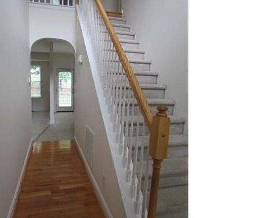 2nd image of 5402 Carey Pl