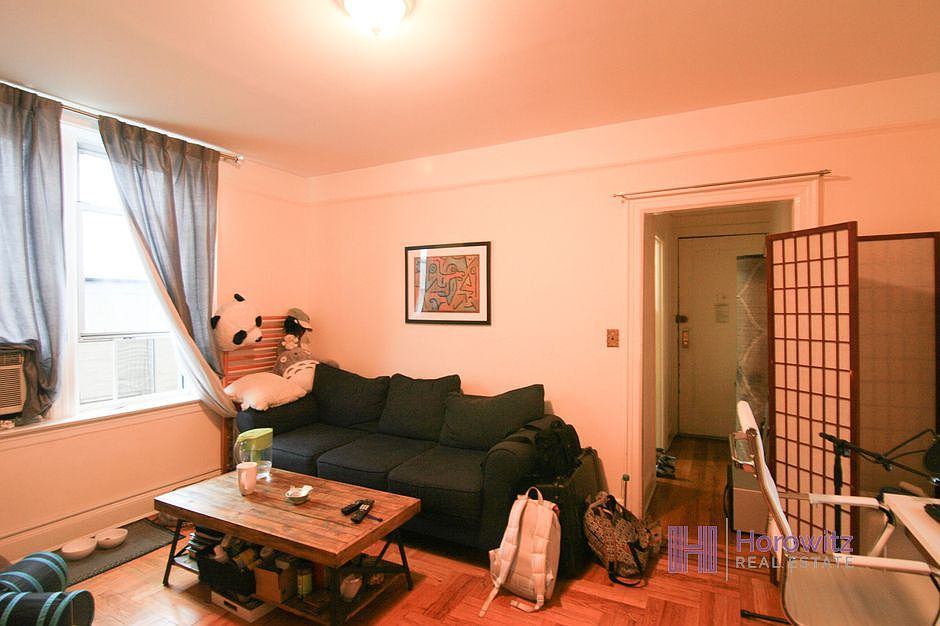 1st image of 4325 49th St APT 4B
