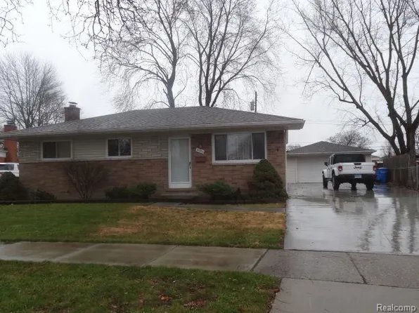 31336 Edwood Dr, Warren, MI 48088