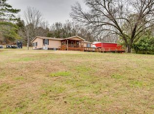2033 Old Lake Rd, Lewisburg, TN 37091