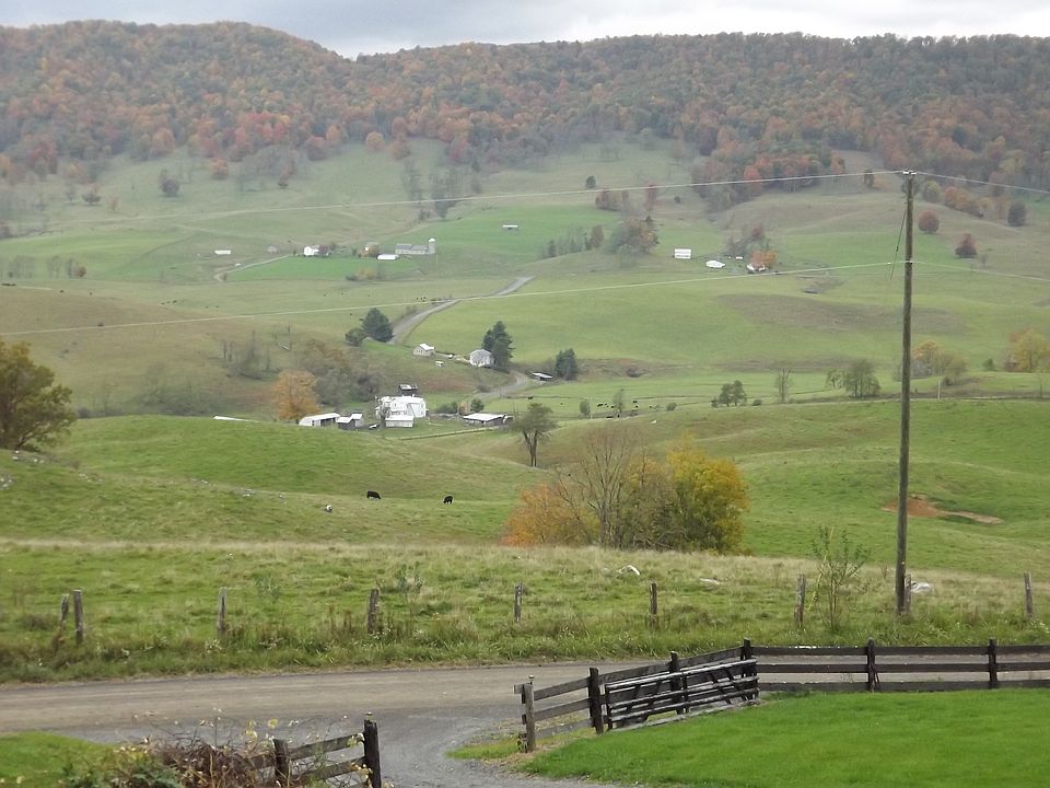 2nd image of 3327 Dug Bank Rd