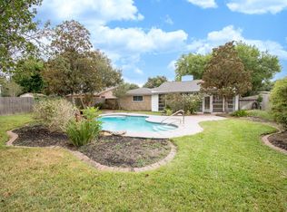 2507 Sage Brush Ln, Sugar Land, TX 77479