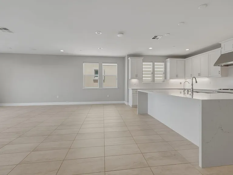 1230 Mateo Miller Cir — Photo 22