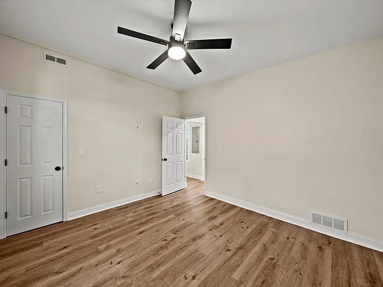 422 5th Ave #MAIN — Photo 9