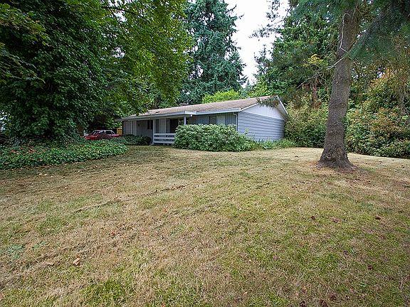 3rd image of 3316 S 222nd St