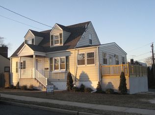 47 Woodland Ave, North Brunswick, NJ 08902