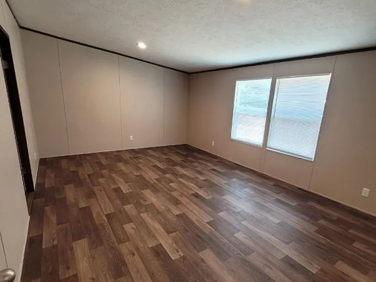 39 Sunnybrook Ln — Photo 4