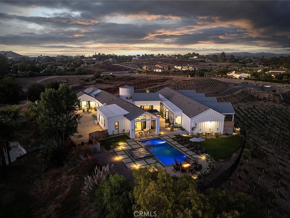 1st image of 39241 Corte Venture