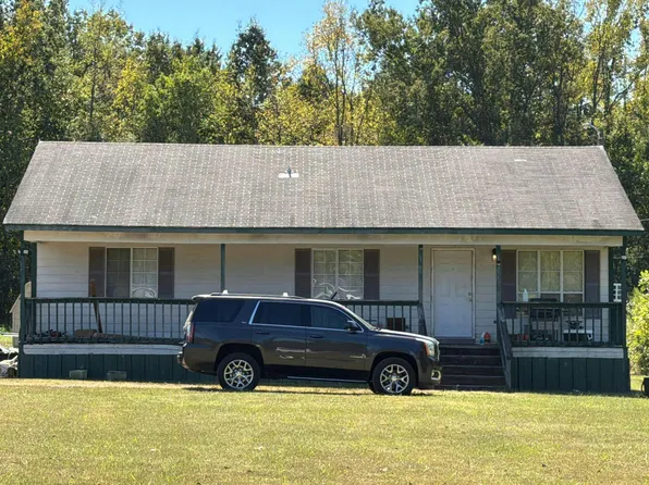 1897 Pine Grove Rd, Shannon, MS 38868