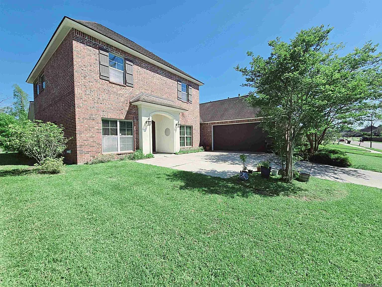 18258 River Landing Dr — Photo 2