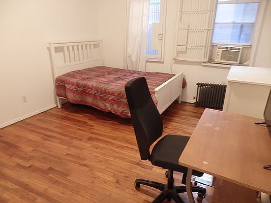2nd image of 415 W 43rd St #1C