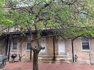 1448 W Polk St APT 2R, Chicago, IL 60607